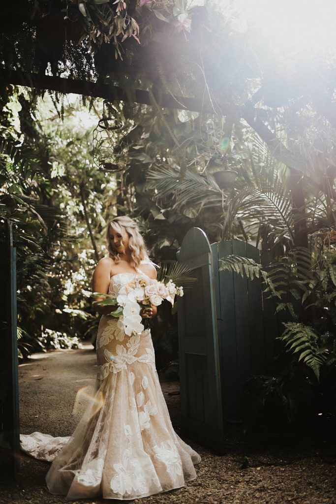 Bridal portrait at the historic walton house in homestead florida