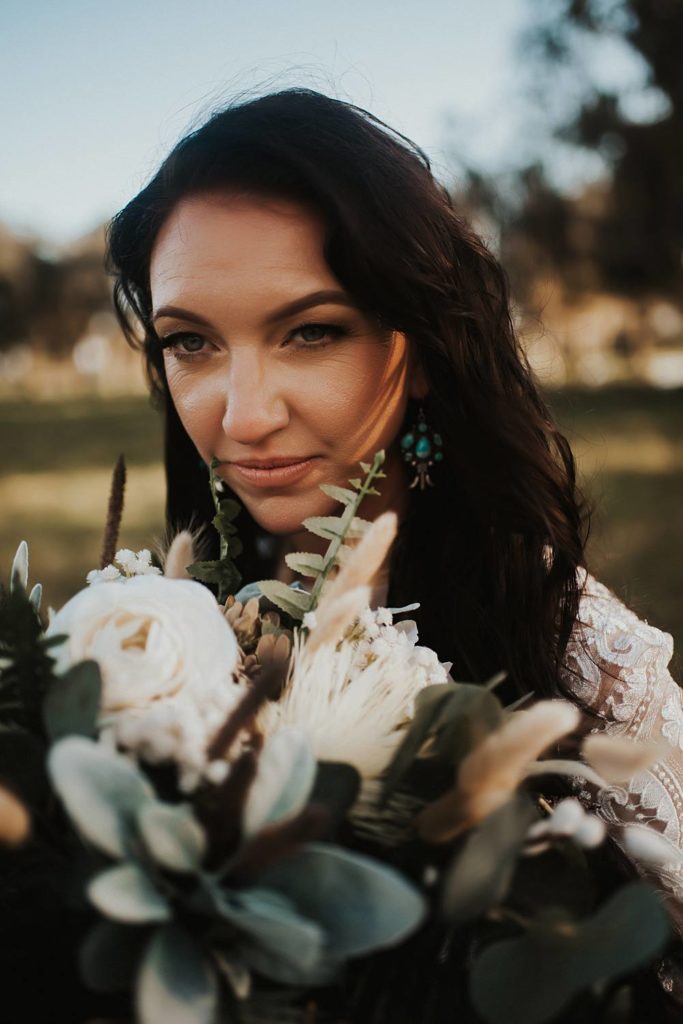 Western-inspired bridal portraits in pasture in okeechobee florida
